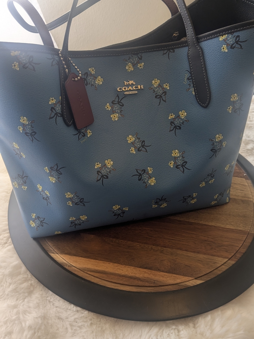 Coach City Tote Blue Floral Bow Print Pebbled Leather Shoulder Bag Large - Picture 3 of 16